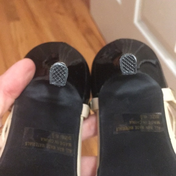 Black and Gold Stud High Heels - Picture 4 of 5